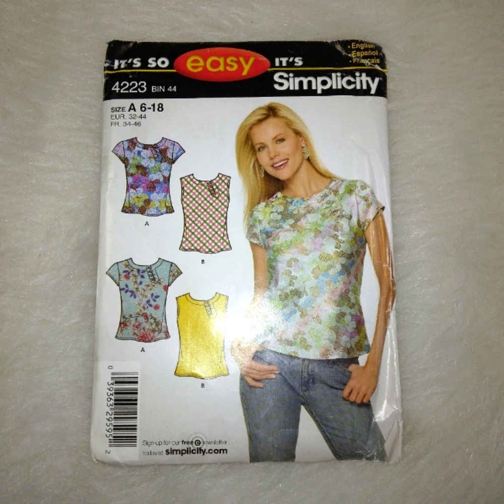 SIMPLICITY 4223 sz 6-18 Misses top, cap sleeves or Sleeveless